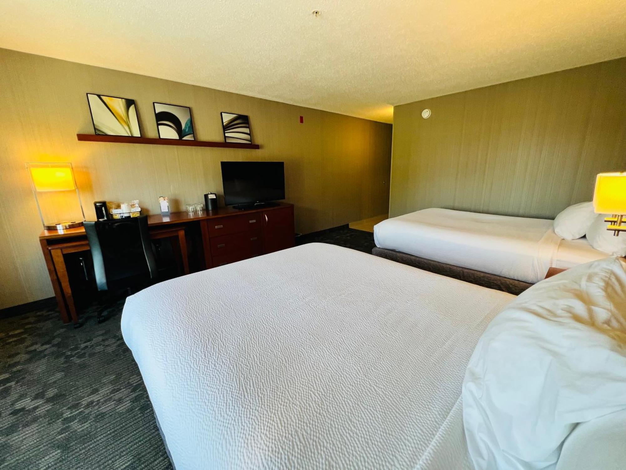 Courtyard By Marriott Traverse City Extérieur photo