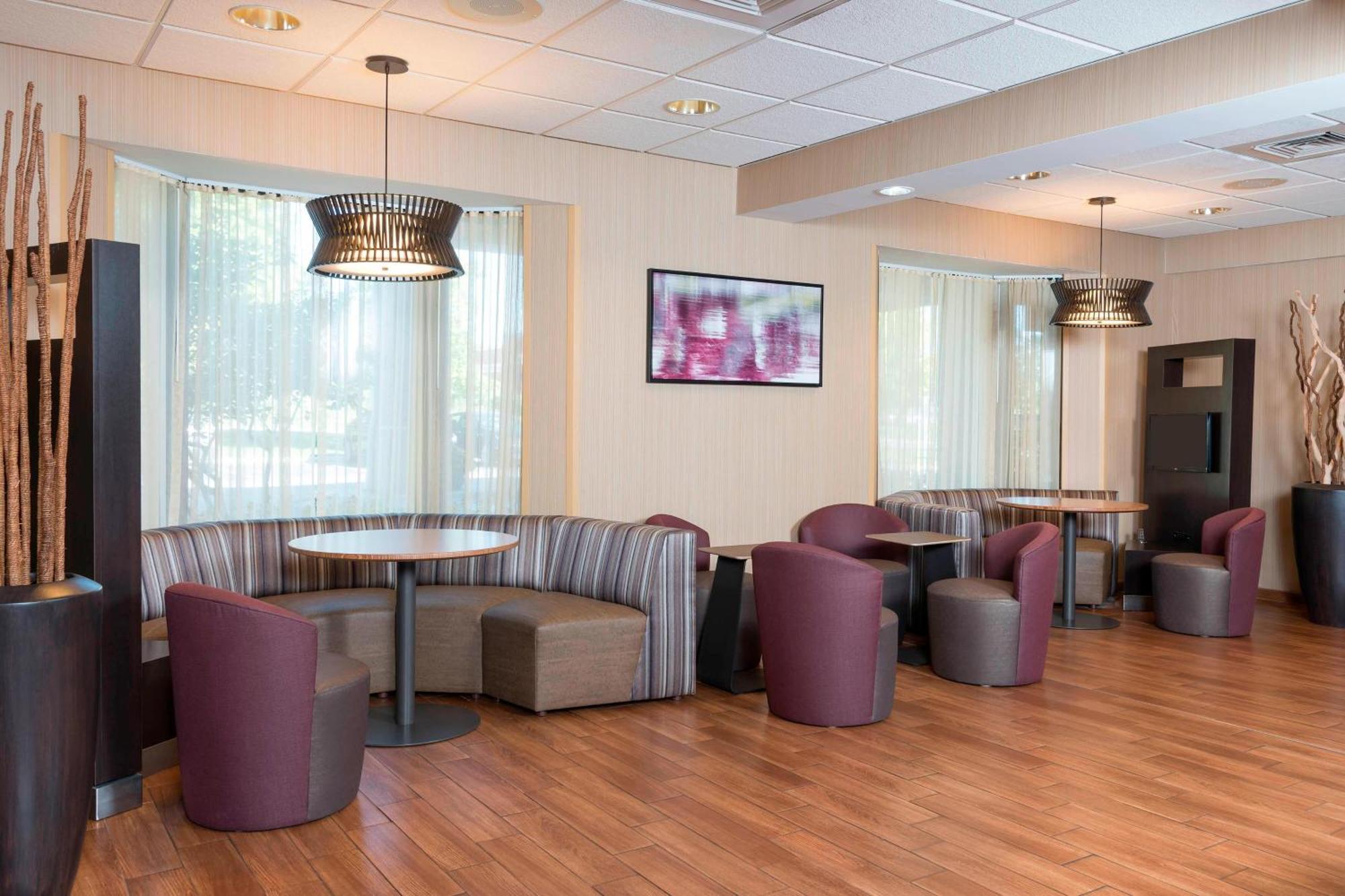 Courtyard By Marriott Traverse City Extérieur photo